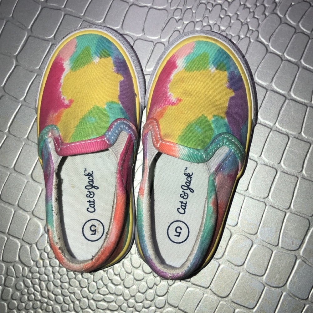 Tie dye toddler girl shoes size 5 for $8